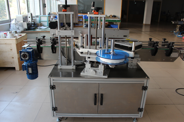 ორმხრივი ეტიკეტატორი (2).JPG