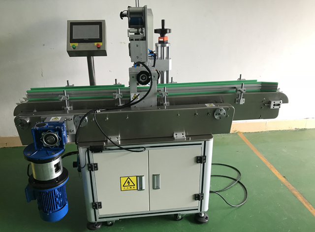 ეტიკეტირების პომადა მანქანა customized.jpg