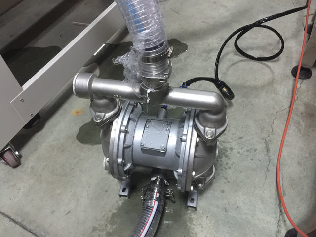 მასალების შევსების გადაცემის ტუმბო (1).JPG