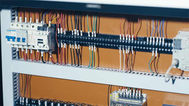 ელექტრონიკის დაფა.jpg