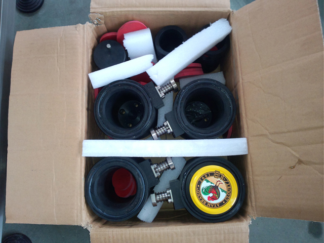 თავსახურები სხვადასხვა ბოთლისთვის molds.jpg