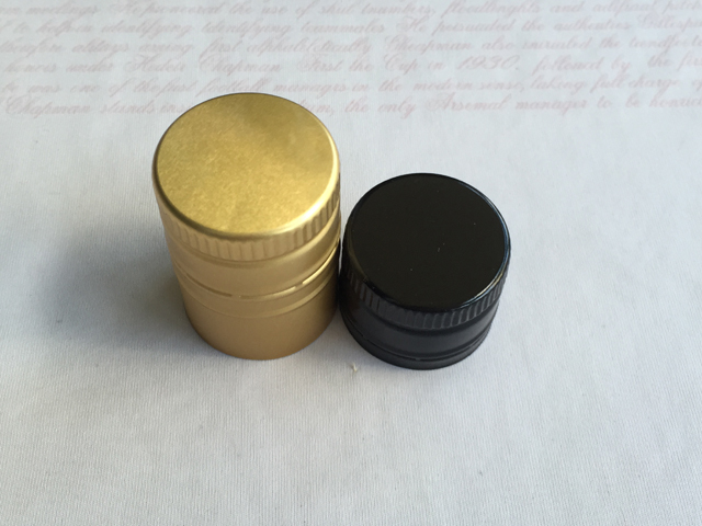 ლითონის ქუდები.jpg