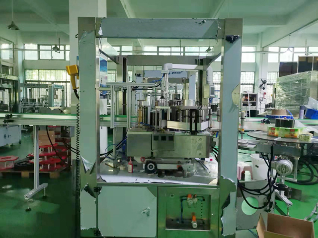 ცხელი melt labels machine.jpg