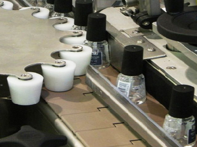 ბოთლები მბრუნავი ვარსკვლავიანი ბორბლით მარკირებისთვის.jpg