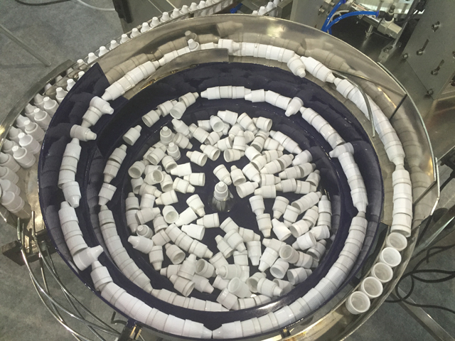 ვიბრატორი თხევადი შევსებისთვის.jpg