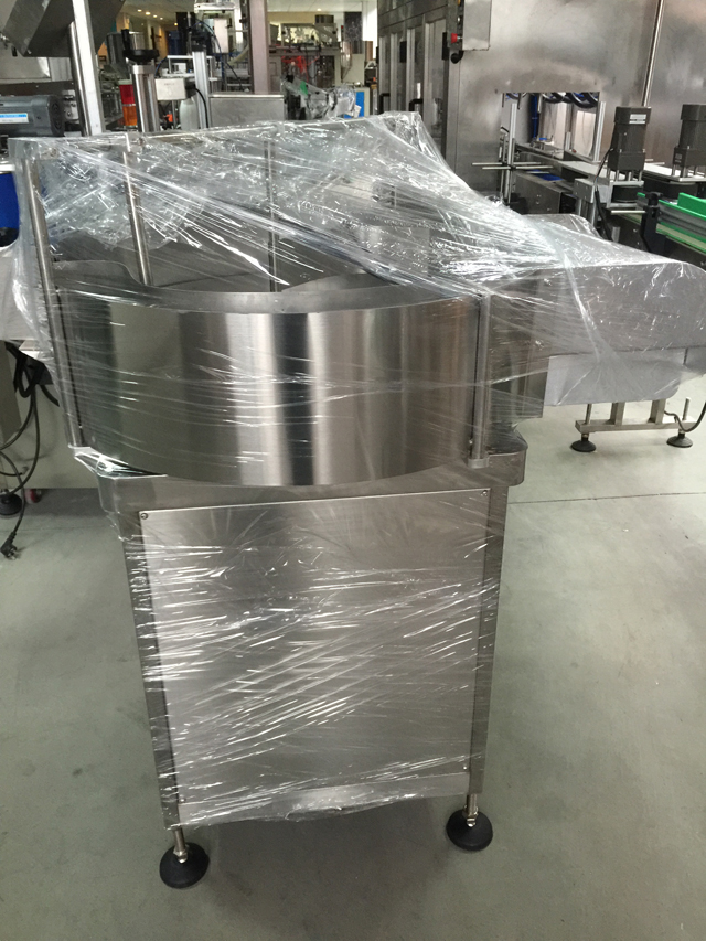 ბოთლები მაგიდები.jpg