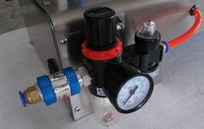 პნევმატური ნაწილი შემავსებელი მანქანისთვის.jpg