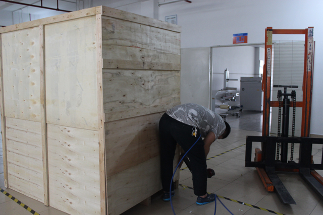 ხის კორპუსის შეფუთვა ჰორიზონტალური მარკირებისთვის (2).JPG