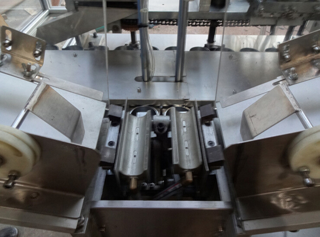 ჭურვი მილების დამჭერებისთვის.jpg