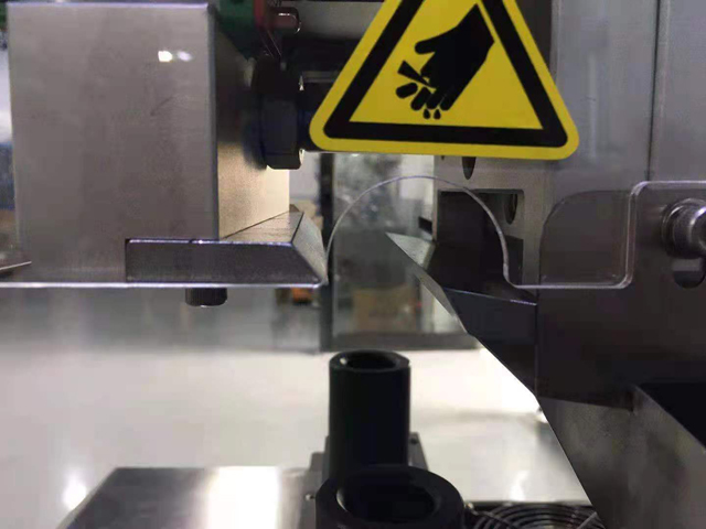 დახურეთ დეტალები დალუქვის მანქანა (1).jpg