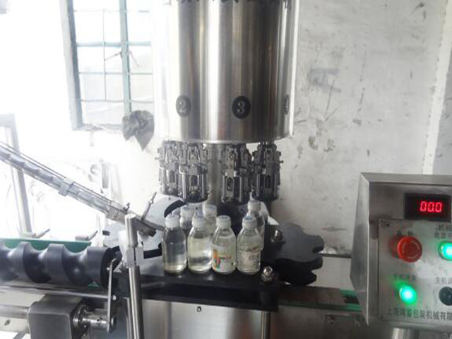 შიგნით ropp capping machinery.jpg