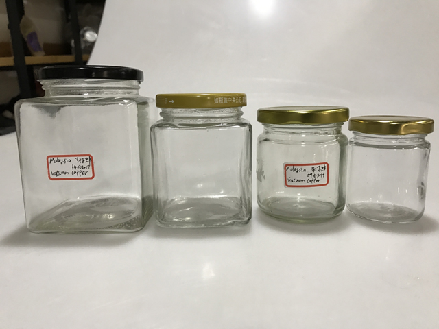 ბოთლები და ხუფები ვაკუუმ კაპერისთვის.jpg