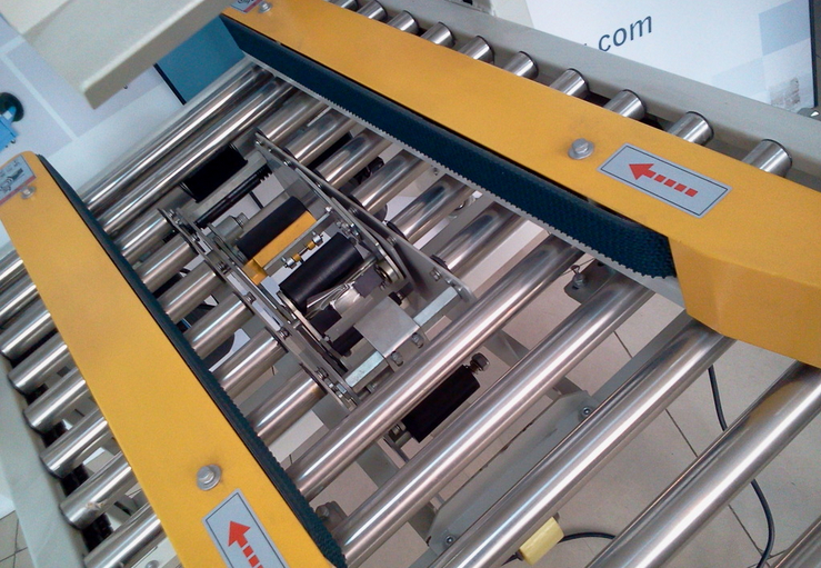 დახურული კადრი მუყაოს დალუქვის მანქანისთვის semi auto.jpg