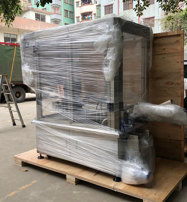 კრემის ქილების დაფარვის მანქანა ხის ყუთში